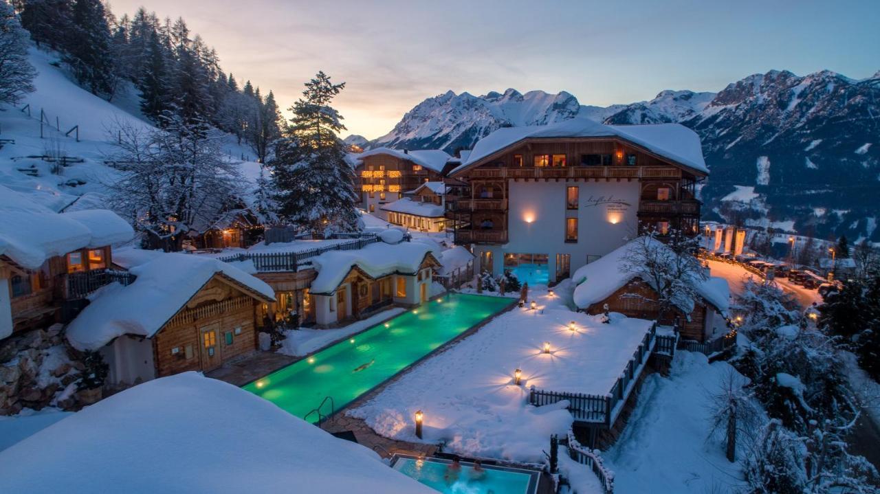 Natur- Und Wellnesshotel Hoeflehner Haus im Ennstal Exterior foto