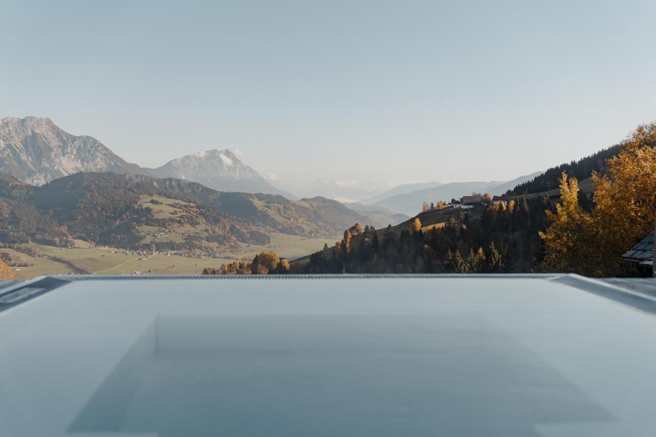 Natur- Und Wellnesshotel Hoeflehner Haus im Ennstal Exterior foto